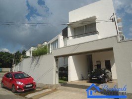 House for Lease at Thalawathugoda